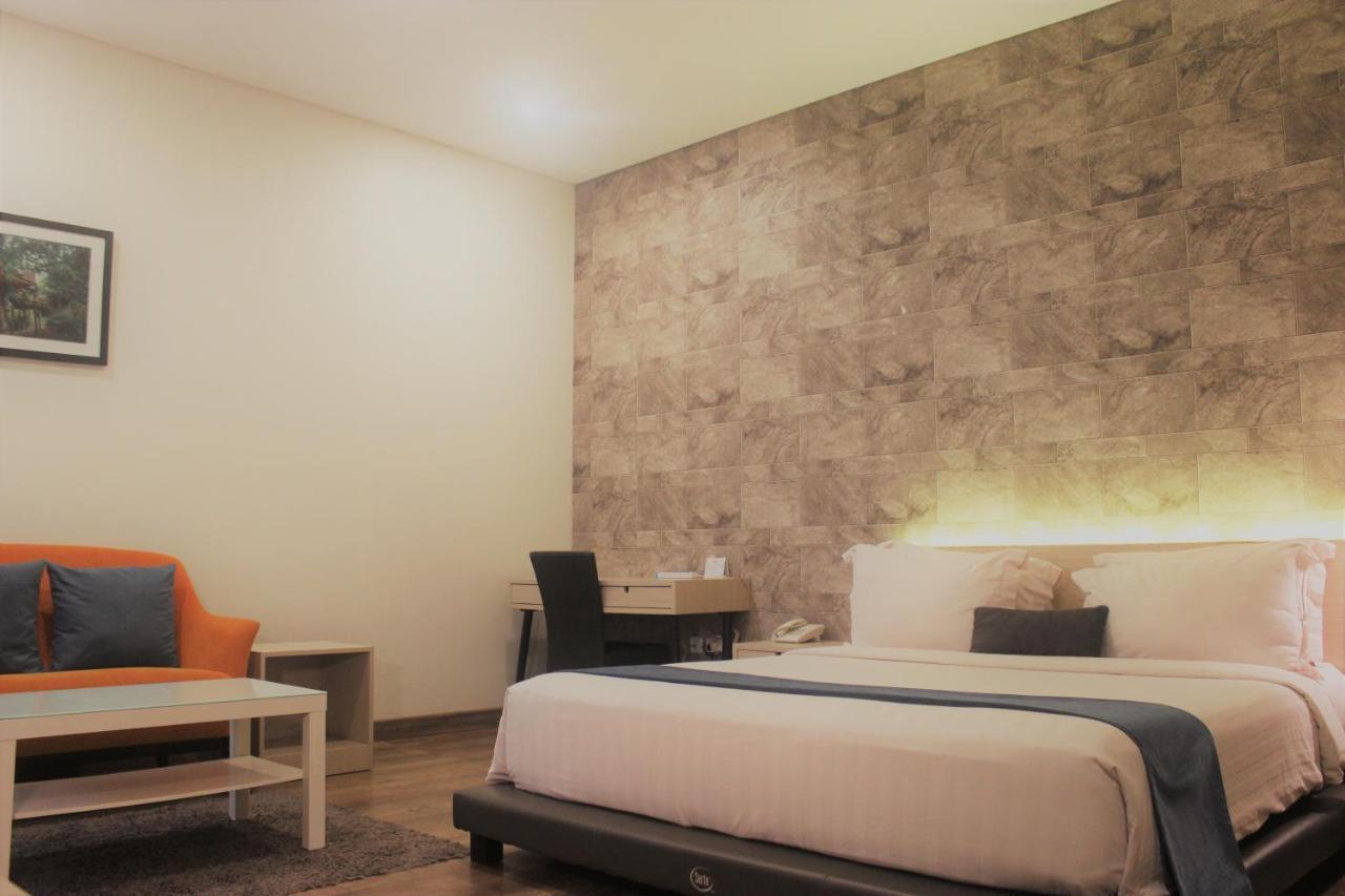 Treehouse Suites - Boutique Serviced Apartment Cakarta Dış mekan fotoğraf