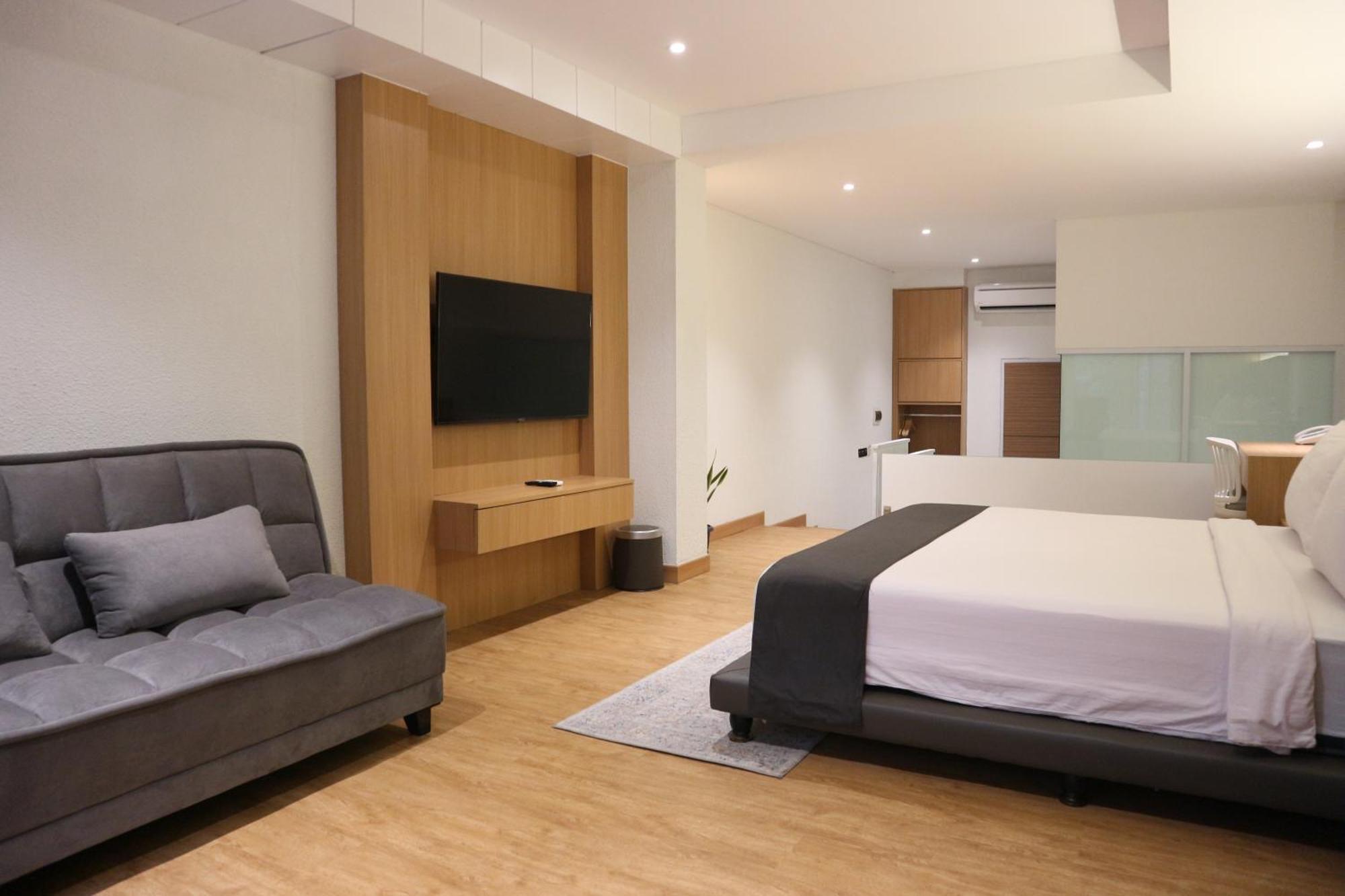 Treehouse Suites - Boutique Serviced Apartment Cakarta Dış mekan fotoğraf